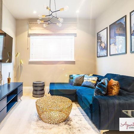 Beautiful Apartment In London Hounslow Bagian luar foto