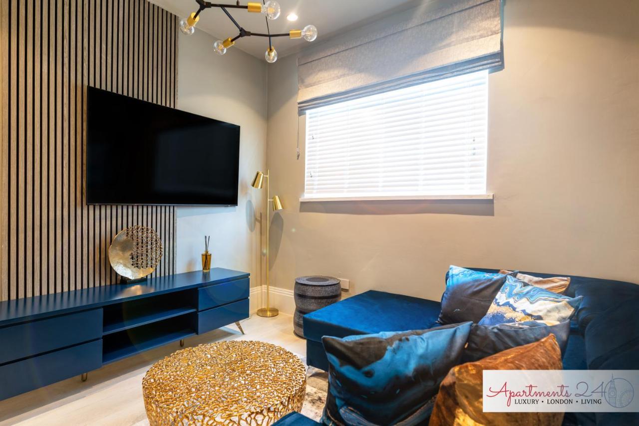 Beautiful Apartment In London Hounslow Bagian luar foto
